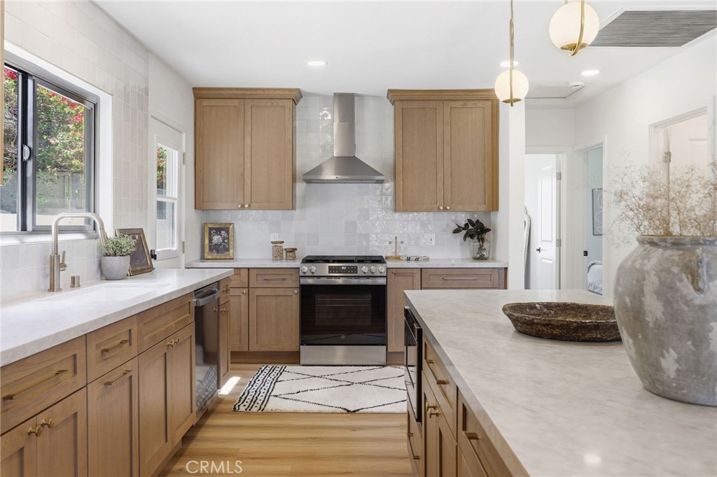 MLS #OC26076476 image #4