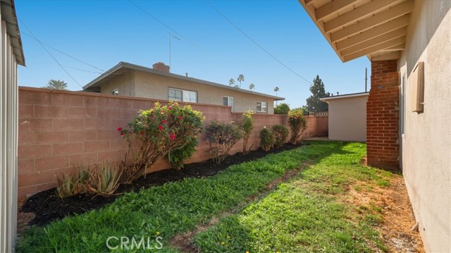 Detail Gallery Image 19 of 25 For 2139 E Mardina St, West Covina,  CA 91791 - 5 Beds | 2/1 Baths