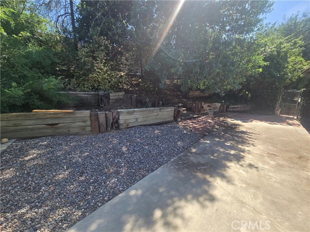 Detail Gallery Image 11 of 15 For 231 Hillandale Ct, Riverside,  CA 92507 - 3 Beds | 2 Baths