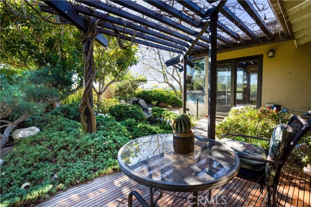 4 Aurora Drive, Rolling Hills Estates, California 90274, 3 Bedrooms Bedrooms, ,2 BathroomsBathrooms,Residential,Sold,Aurora,PV22014268