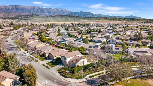 Detail Gallery Image 45 of 47 For 1232 Sunburst, Beaumont,  CA 92223 - 4 Beds | 3 Baths