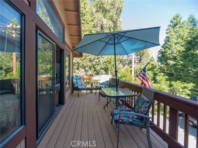 Detail Gallery Image 16 of 40 For 862 Strawberry Peak Rd, Twin Peaks,  CA 92391 - 2 Beds | 1/1 Baths