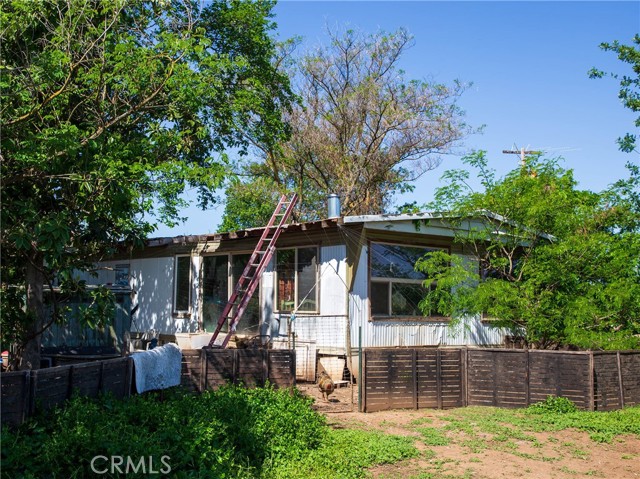 Detail Gallery Image 9 of 16 For 11775 State Highway 99e, Red Bluff,  CA 96080 - 3 Beds | 2 Baths