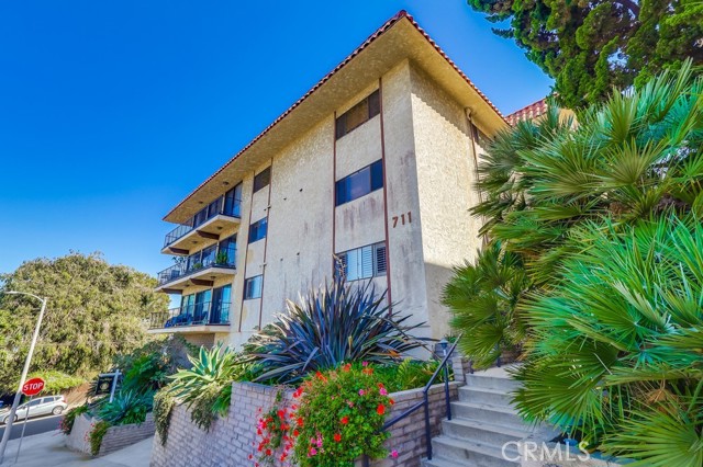 Detail Gallery Image 4 of 75 For 711 W 33rd St, San Pedro,  CA 90731 - – Beds | – Baths