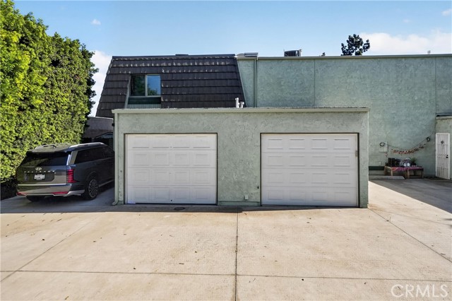 2 Bed Home for Sale in Costa Mesa, California
