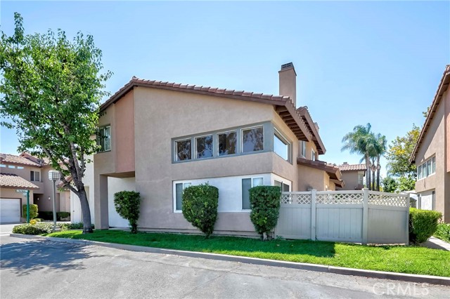 Detail Gallery Image 5 of 37 For 12911 via Napoi, Riverside,  CA 92503 - 2 Beds | 2/1 Baths