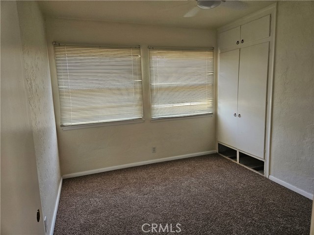 809 Arville Avenue, Barstow CA: https://media.crmls.org/medias/b6e319e4-90dd-4558-9746-a51ab2312732.jpg