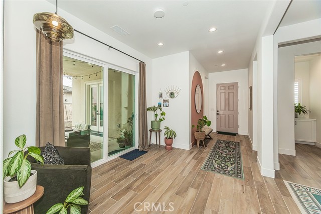 Detail Gallery Image 5 of 75 For 948 Beaver Pond, Madera,  CA 93636 - 4 Beds | 3/1 Baths