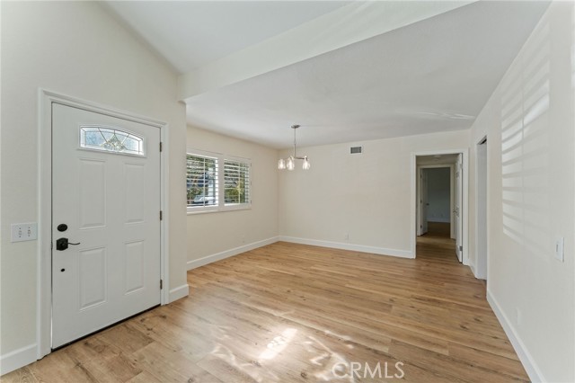 Detail Gallery Image 8 of 34 For 26942 Fort Apache Cir, Lake Forest,  CA 92630 - 3 Beds | 2 Baths