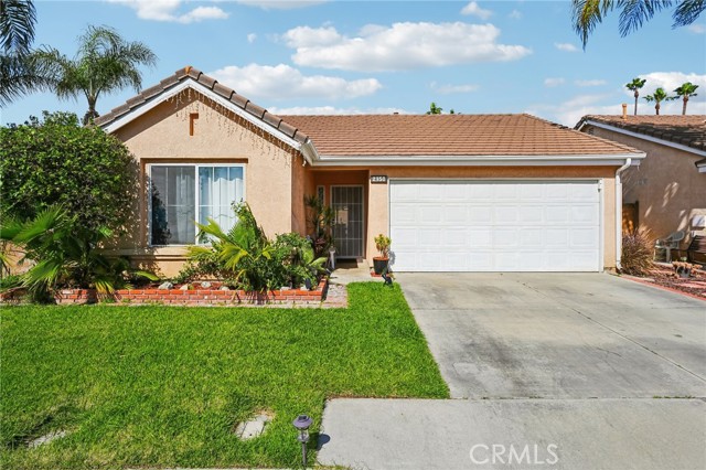 Detail Gallery Image 2 of 25 For 2350 Juneberry, Hemet,  CA 92545 - 2 Beds | 2 Baths