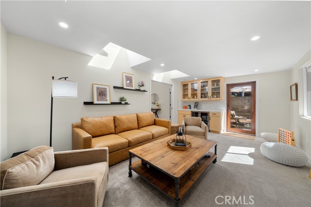 Front Image Thumbnail for CRPW26226413