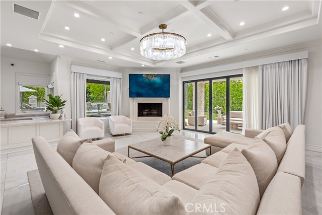 Detail Gallery Image 8 of 41 For 25548 Kingston Ct, Calabasas,  CA 91302 - 5 Beds | 6/1 Baths