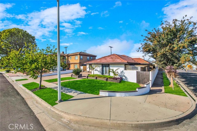 Detail Gallery Image 5 of 67 For 9643 Toucan Avenue, Fountain Valley,  CA 92708 - 4 Beds | 2/1 Baths