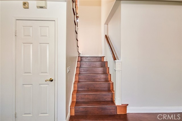 717 Arcadia Avenue, Arcadia CA: https://media.crmls.org/medias/b6e750f5-b3d4-4bd2-b6e6-290ed633aaf8.jpg