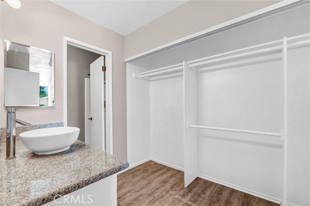 18620 Hatteras, 246 photo 27
