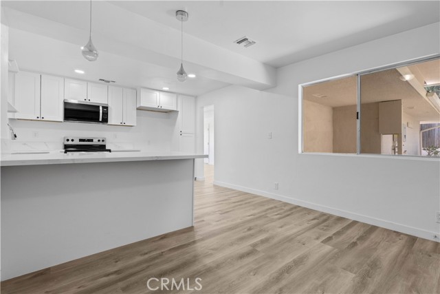 11170 Rosarita Drive, Loma Linda CA: https://media.crmls.org/medias/b6e886dd-96b8-4c6c-ad8a-198b55df4940.jpg