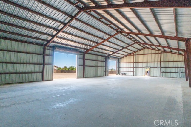 Detail Gallery Image 37 of 75 For 14064 Tioga, Oak Hills,  CA 92344 - 5 Beds | 2/1 Baths