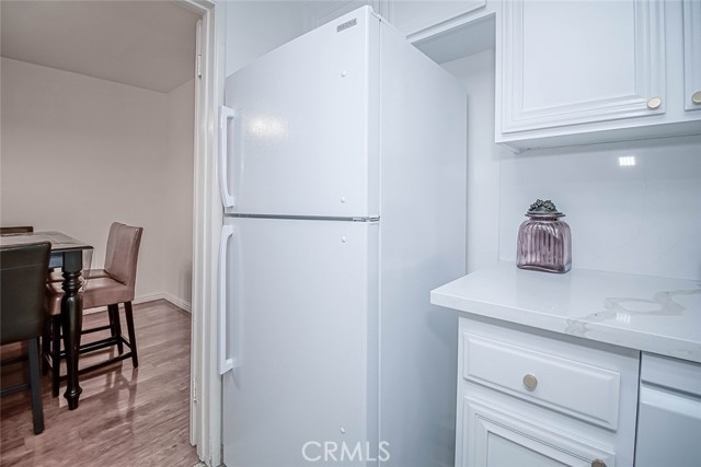 Detail Gallery Image 26 of 59 For 4950 Louise Ave #105,  Encino,  CA 91316 - 2 Beds | 2 Baths