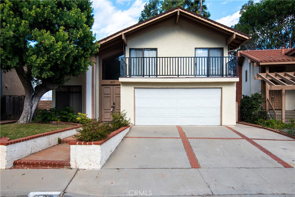837 Hillview Circle, Simi Valley, CA 93065