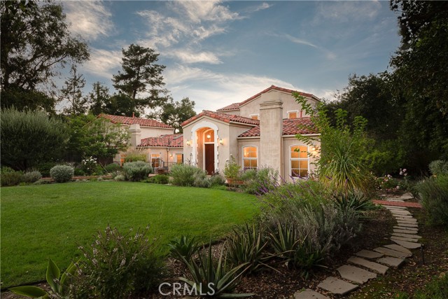 Detail Gallery Image 3 of 37 For 21149 Entrada Rd, Topanga,  CA 90290 - 6 Beds | 3/2 Baths