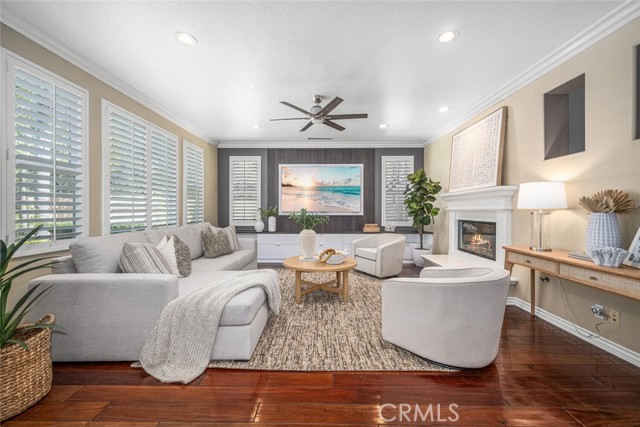 978 Heron Circle, Seal Beach CA: https://media.crmls.org/medias/b6e9f516-e316-48f6-8738-acba38671b26.jpg