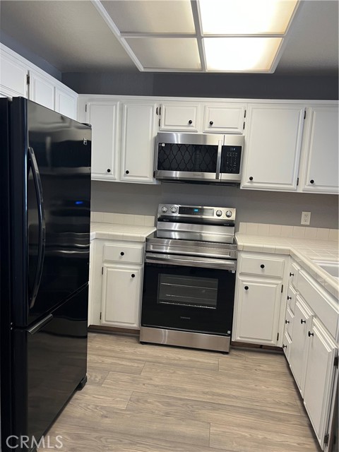 Detail Gallery Image 10 of 23 For 11410 Dolan Ave #315,  Downey,  CA 90241 - 1 Beds | 1 Baths