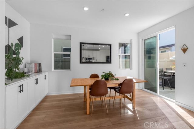 Detail Gallery Image 13 of 66 For 4059 Pomelo Dr, Corona,  CA 92883 - 4 Beds | 3 Baths