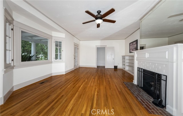 Detail Gallery Image 8 of 29 For 625 Alvarado St, Redlands,  CA 92373 - 3 Beds | 2/1 Baths