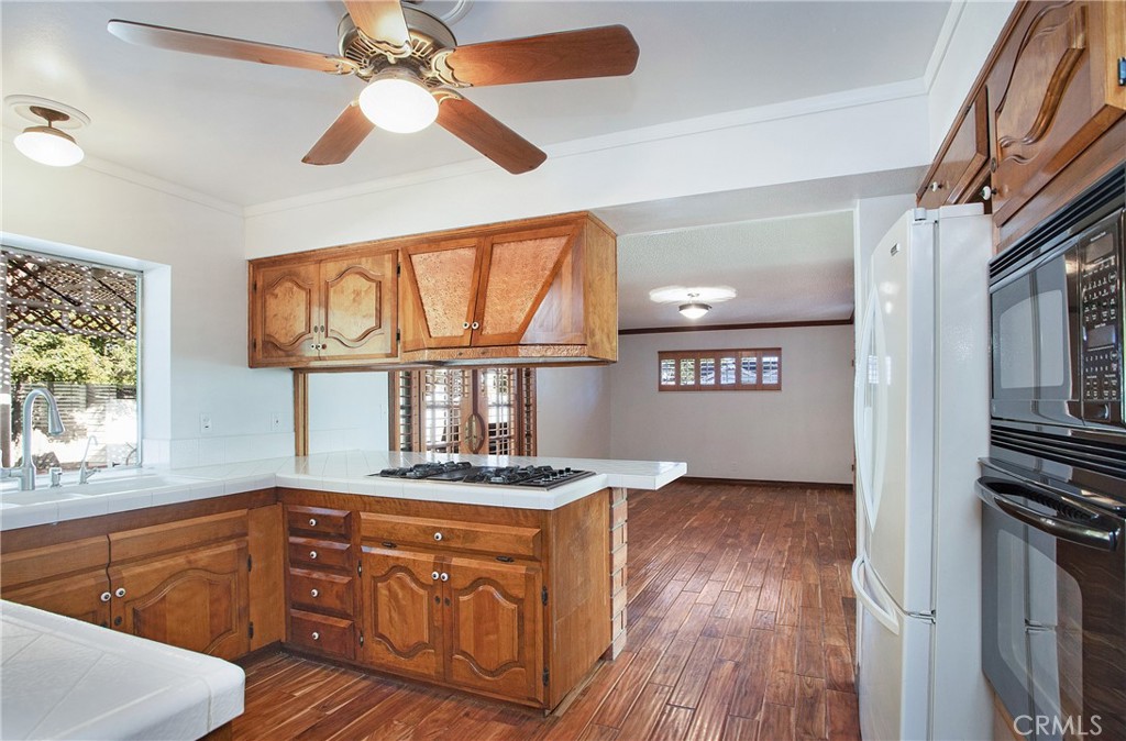 MLS #OC26096265 image #11
