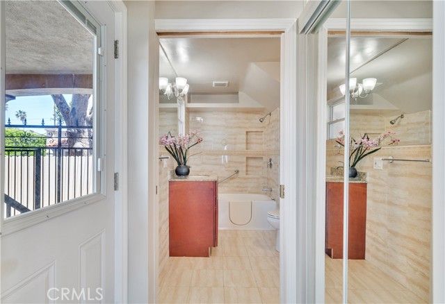 Detail Gallery Image 11 of 63 For 2747 E Ocean Bld, Long Beach,  CA 90803 - – Beds | – Baths