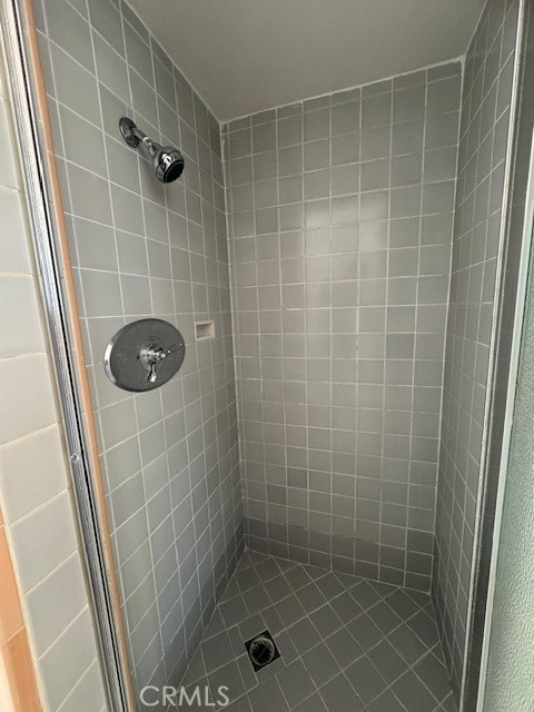 4147 1/2 Warner Boulevard, Burbank CA: https://media.crmls.org/medias/b6ecc360-e2ea-444d-bd7c-3290e8d7842e.jpg