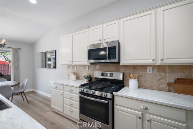 2636 Vineyard Circle, Paso Robles CA: https://media.crmls.org/medias/b6ed1c7c-0c43-4fd9-8f44-8400d47f8a6e.jpg