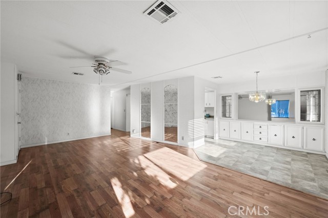 Detail Gallery Image 5 of 20 For 3850 Atlantic Ave #60,  Highland,  CA 92346 - 2 Beds | 2 Baths