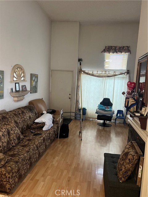 Detail Gallery Image 21 of 21 For 304 Park Shadow Ct, Baldwin Park,  CA 91706 - 2 Beds | 2 Baths