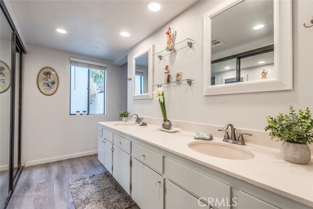 Detail Gallery Image 20 of 32 For 385 E via Escuela #415,  Palm Springs,  CA 92262 - 2 Beds | 2 Baths