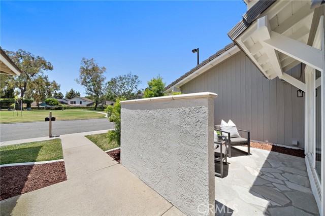 16 Bluejay, Irvine CA: https://media.crmls.org/medias/b6ee63e4-80d9-4888-b39e-8297fe1b81e2.jpg