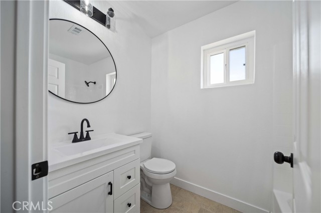 Detail Gallery Image 9 of 10 For 36937 Charter Ct, Palmdale,  CA 93552 - 3 Beds | 2 Baths