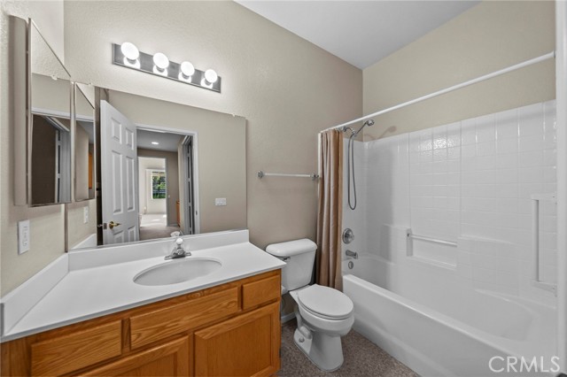23727 Corte Andar, Temecula CA: https://media.crmls.org/medias/b6f058cf-fca8-4742-8276-9cda6eb05f27.jpg