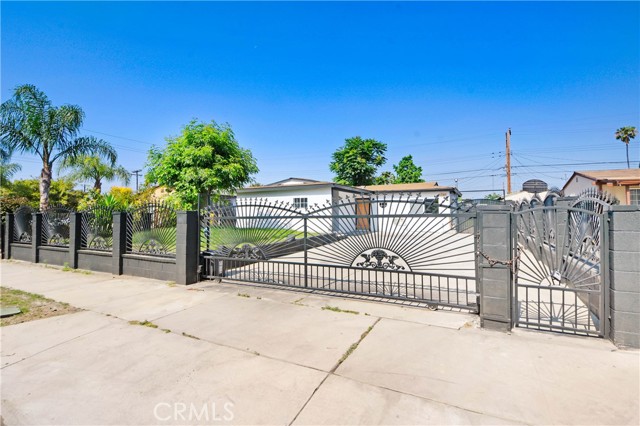 Detail Gallery Image 1 of 1 For 1746 S Pleasant Ave, Ontario,  CA 91761 - 3 Beds | 1 Baths