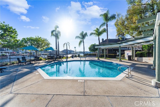 Detail Gallery Image 54 of 66 For 19950 via Natalie, Yorba Linda,  CA 92887 - 5 Beds | 4/1 Baths