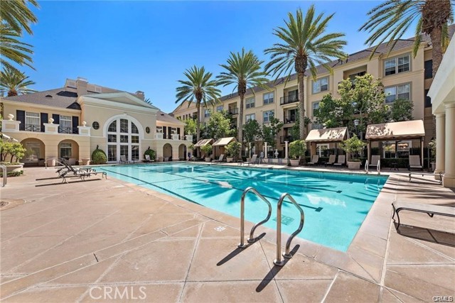 2426 Watermarke Pl, Irvine CA: https://media.crmls.org/medias/b6f0ca4f-c616-4bff-83ab-30f9eac05d4f.jpg