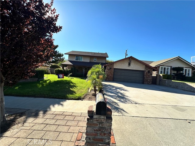 Detail Gallery Image 2 of 18 For 5406 N D, San Bernardino,  CA 92407 - 3 Beds | 3 Baths