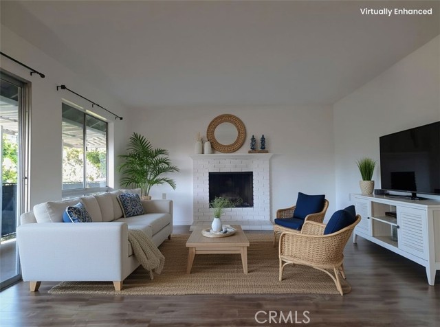 Detail Gallery Image 2 of 17 For 2117 via Puerta #Q,  Laguna Woods,  CA 92637 - 2 Beds | 2 Baths