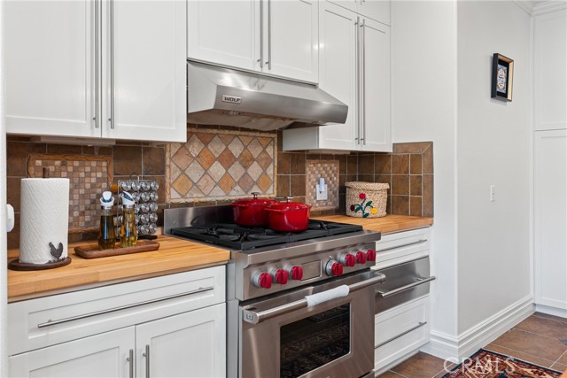 1377 Knoll Road, Redlands CA: https://media.crmls.org/medias/b6f1ac89-5d8a-48ff-9e87-0523236e5e75.jpg