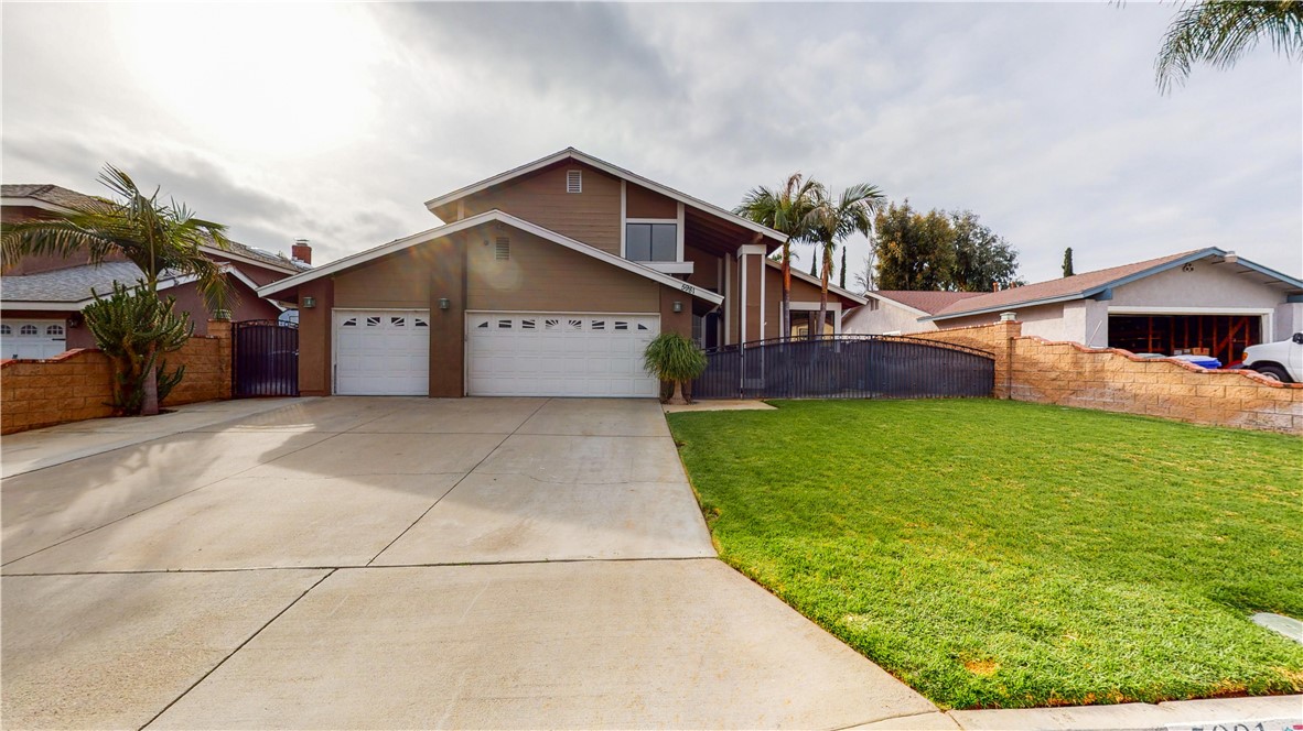 5981 Campero Dr, Riverside, CA 92509