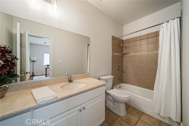 Detail Gallery Image 23 of 42 For 1320 N Raymond, Fullerton,  CA 92831 - 5 Beds | 4/1 Baths