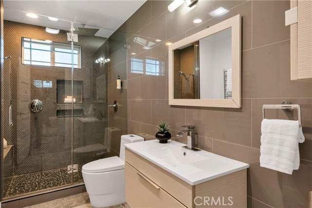 Detail Gallery Image 28 of 28 For 28056 Palos Verdes Drive East, Rancho Palos Verdes,  CA 90275 - 6 Beds | 4/1 Baths