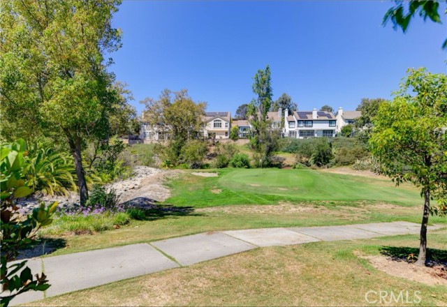 5160 Caminito Exquisito, San Diego CA: https://media.crmls.org/medias/b6f226af-def3-4ce6-99d0-c4937ac5084d.jpg