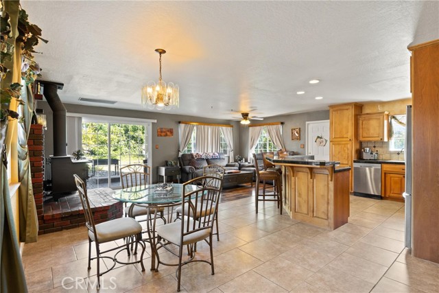 Detail Gallery Image 7 of 28 For 6366 Scripps, Magalia,  CA 95954 - 3 Beds | 2 Baths