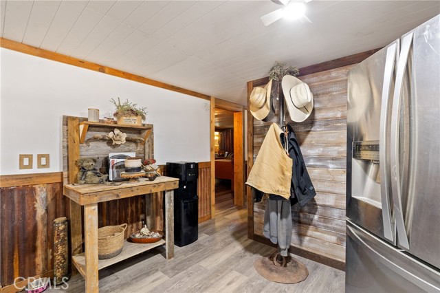 4333 Highway 33, New Cuyama CA: https://media.crmls.org/medias/b6f27f89-3b8d-439b-9e19-1e29dbf277be.jpg